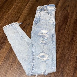American eagle ripped jeans